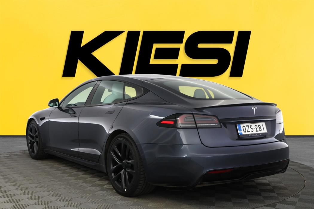 TESLA Model S 2023