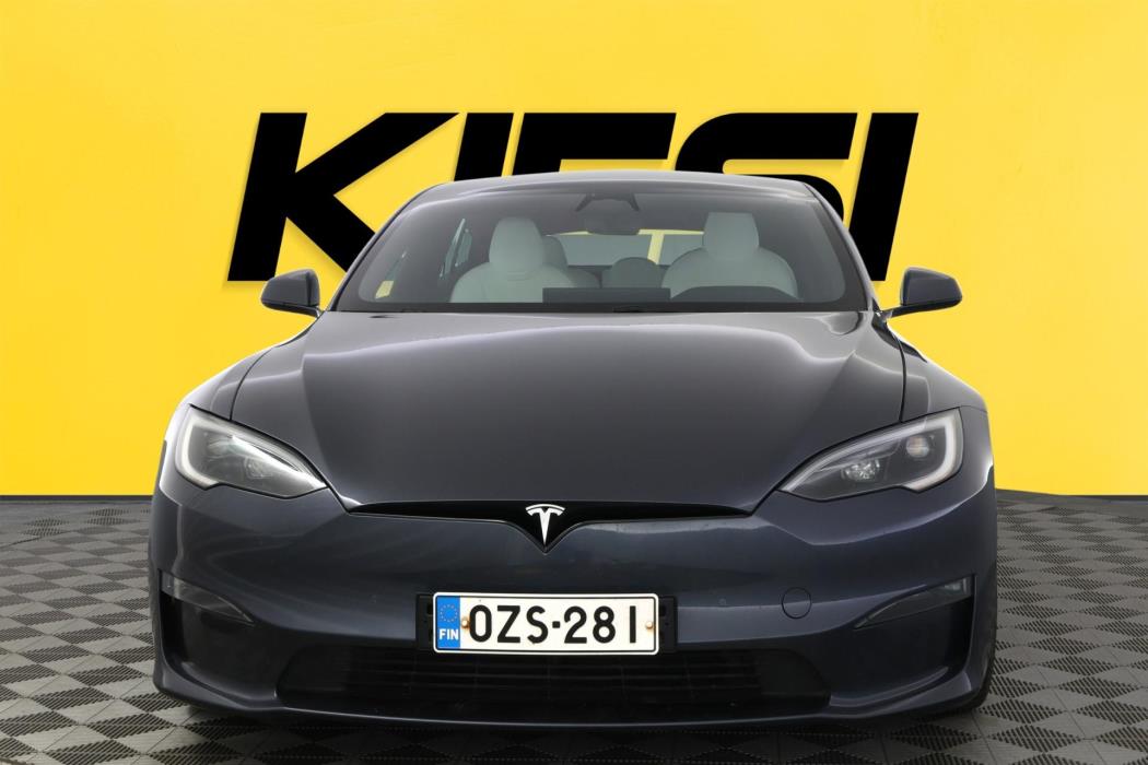 TESLA Model S 2023