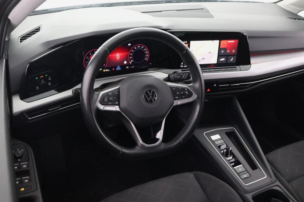 VOLKSWAGEN Golf 2021