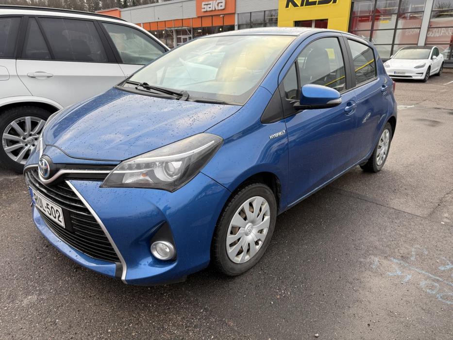 TOYOTA Yaris 2014