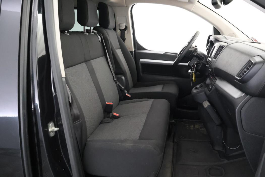 PEUGEOT Traveller 2017