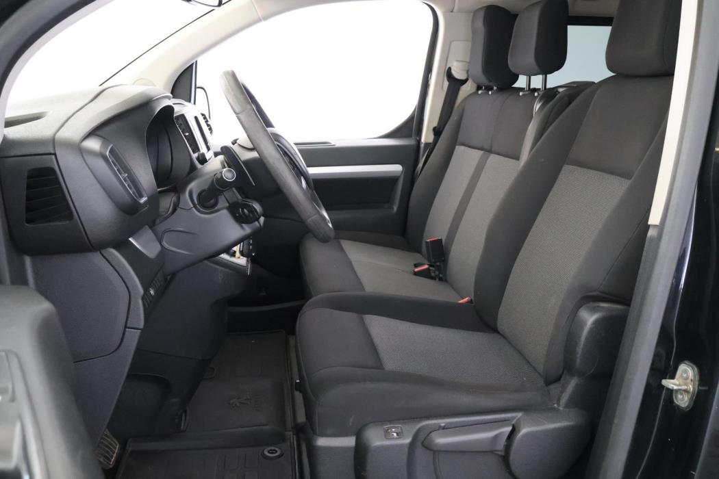 PEUGEOT Traveller 2017