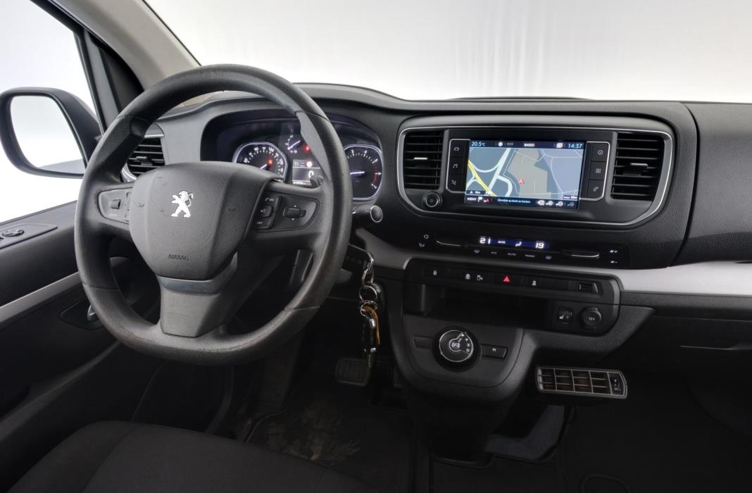 PEUGEOT Traveller 2017