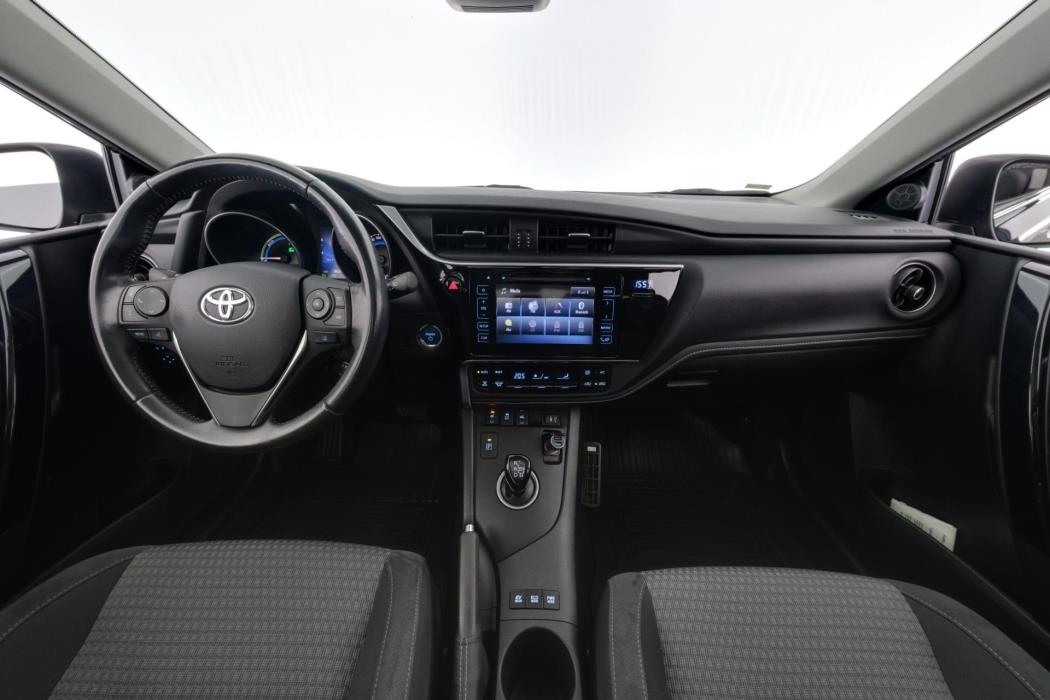 TOYOTA Auris 2017