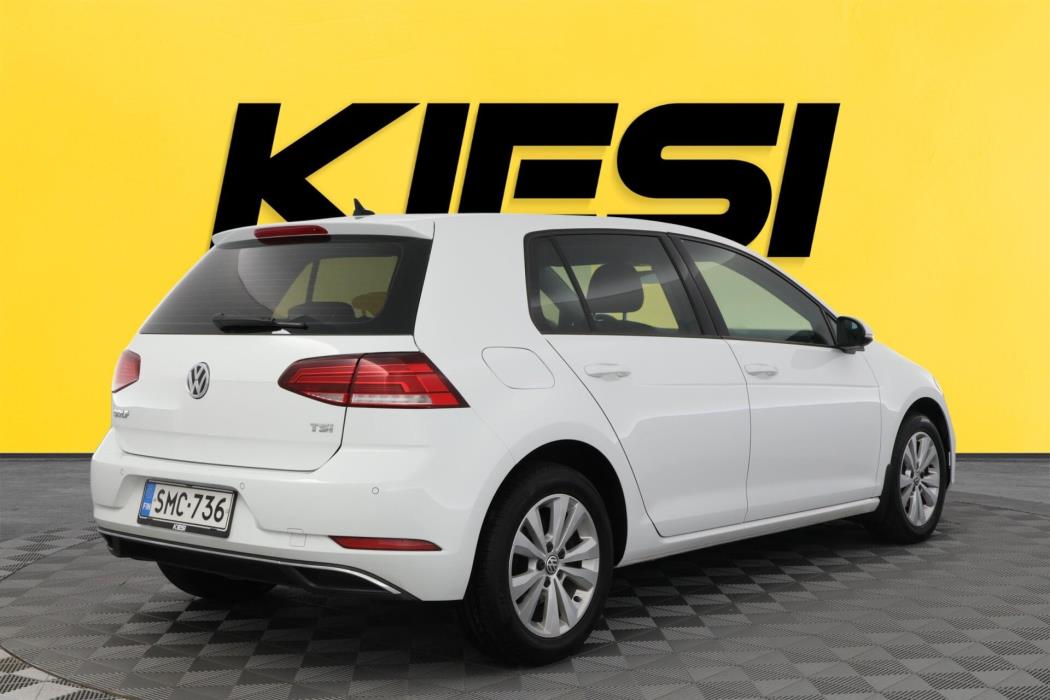 VOLKSWAGEN Golf 2017