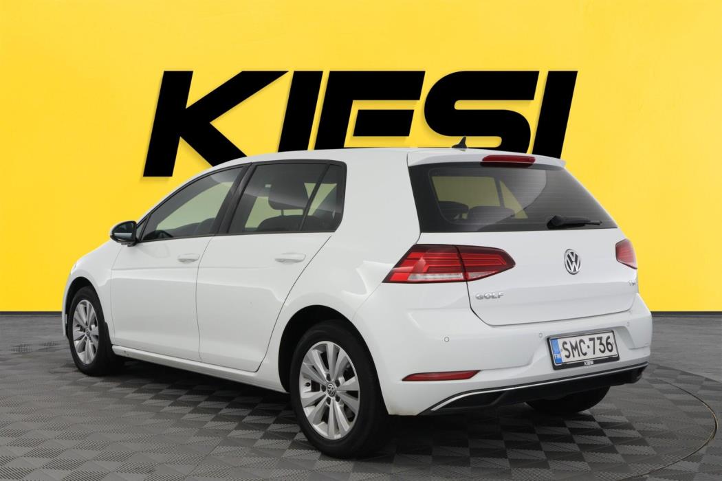 VOLKSWAGEN Golf 2017