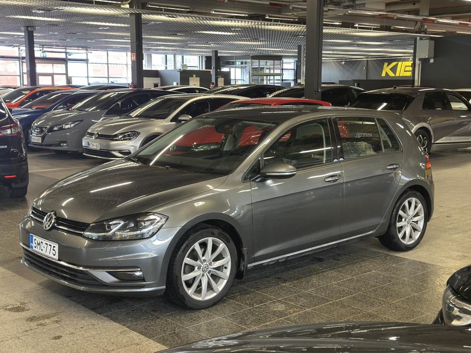 VOLKSWAGEN Golf 2017