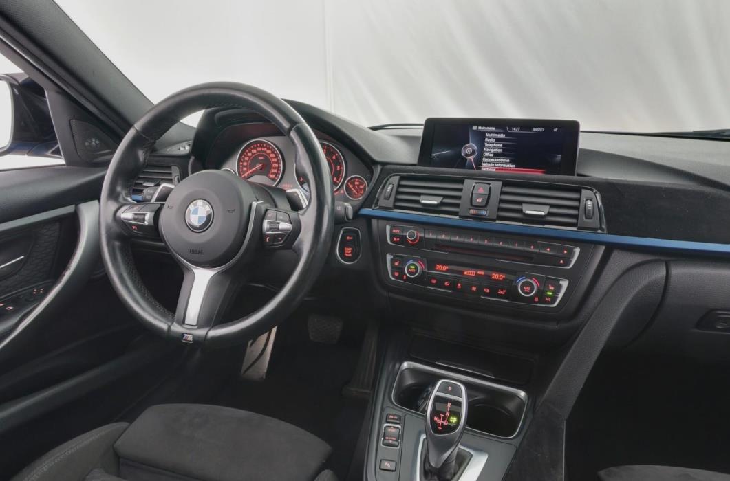 BMW 330 2012