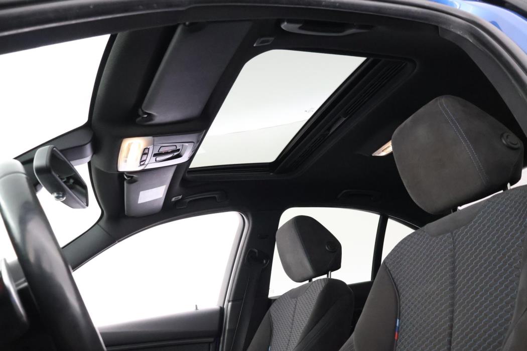 BMW 330 2012