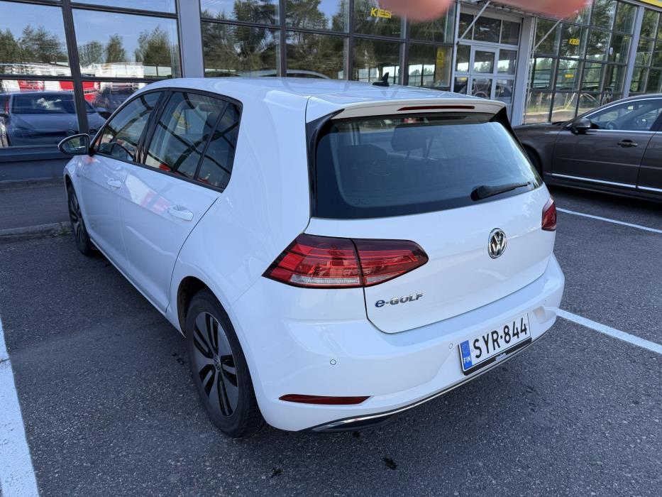 VOLKSWAGEN Golf 2019