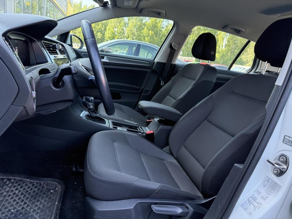 VOLKSWAGEN Golf 2019