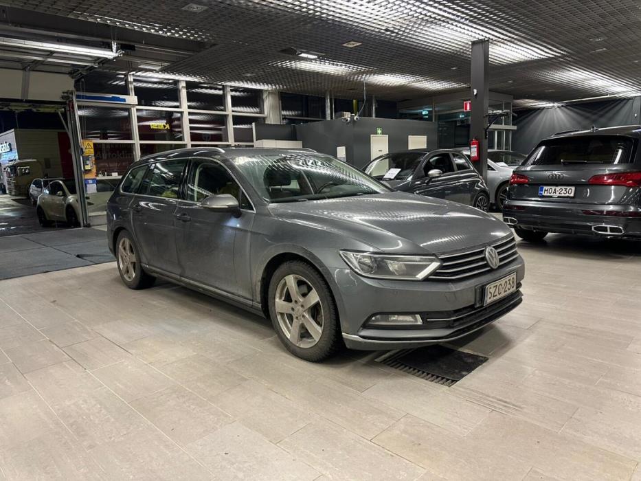 VOLKSWAGEN Passat 2016