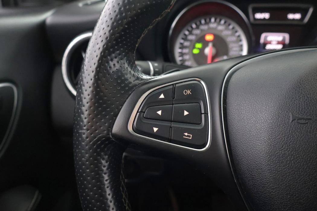 MERCEDES-BENZ CLA 2015