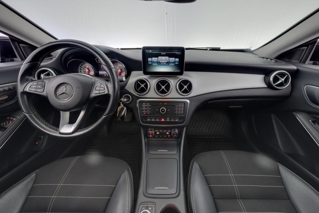 MERCEDES-BENZ CLA 2015