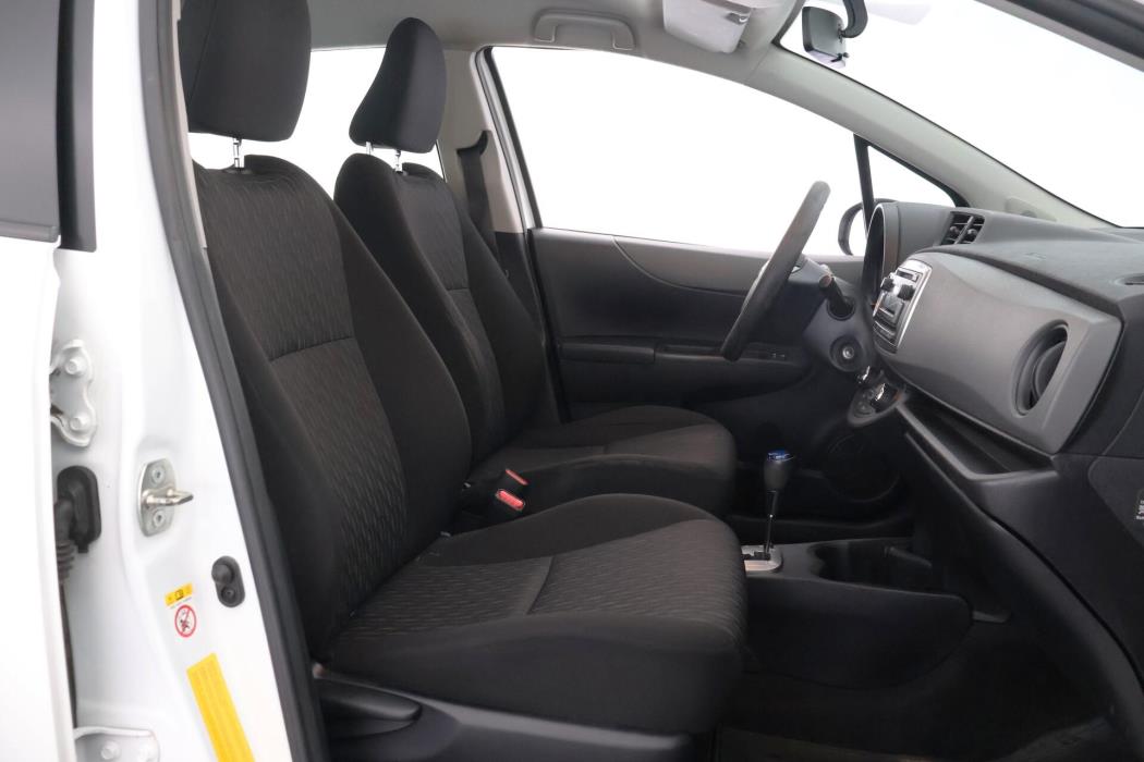 TOYOTA Yaris 2014