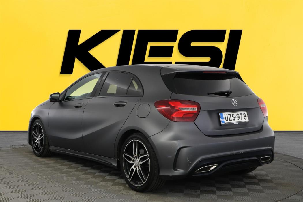 MERCEDES-BENZ A 2017