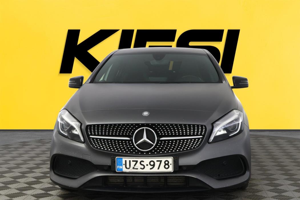 MERCEDES-BENZ A 2017
