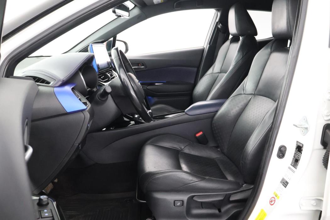 TOYOTA C-HR 2017