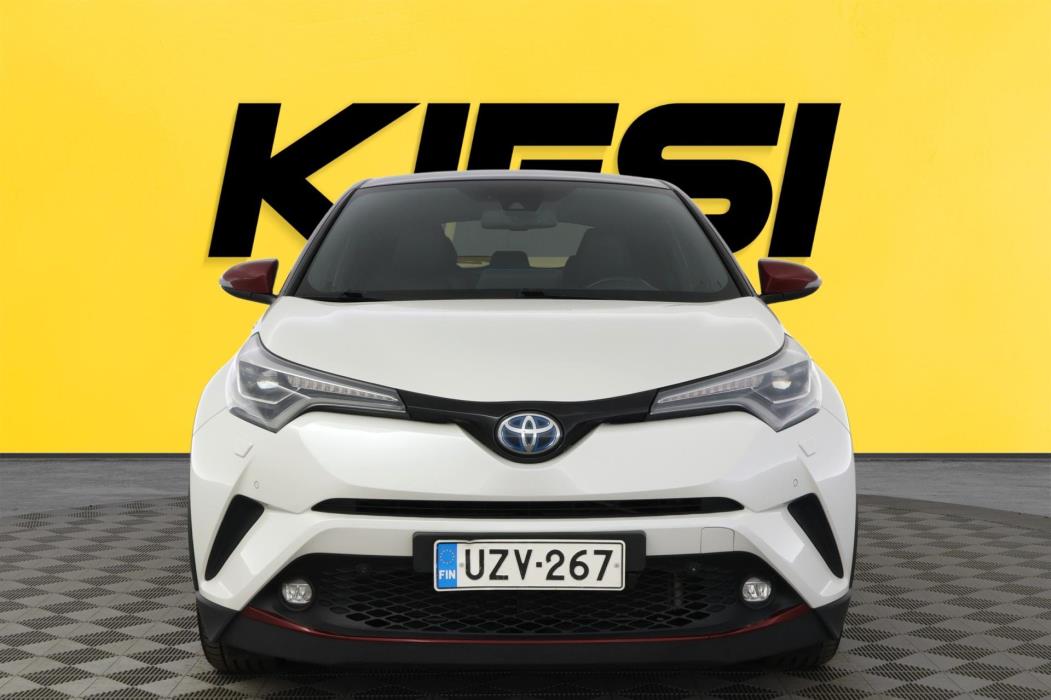 TOYOTA C-HR 2017