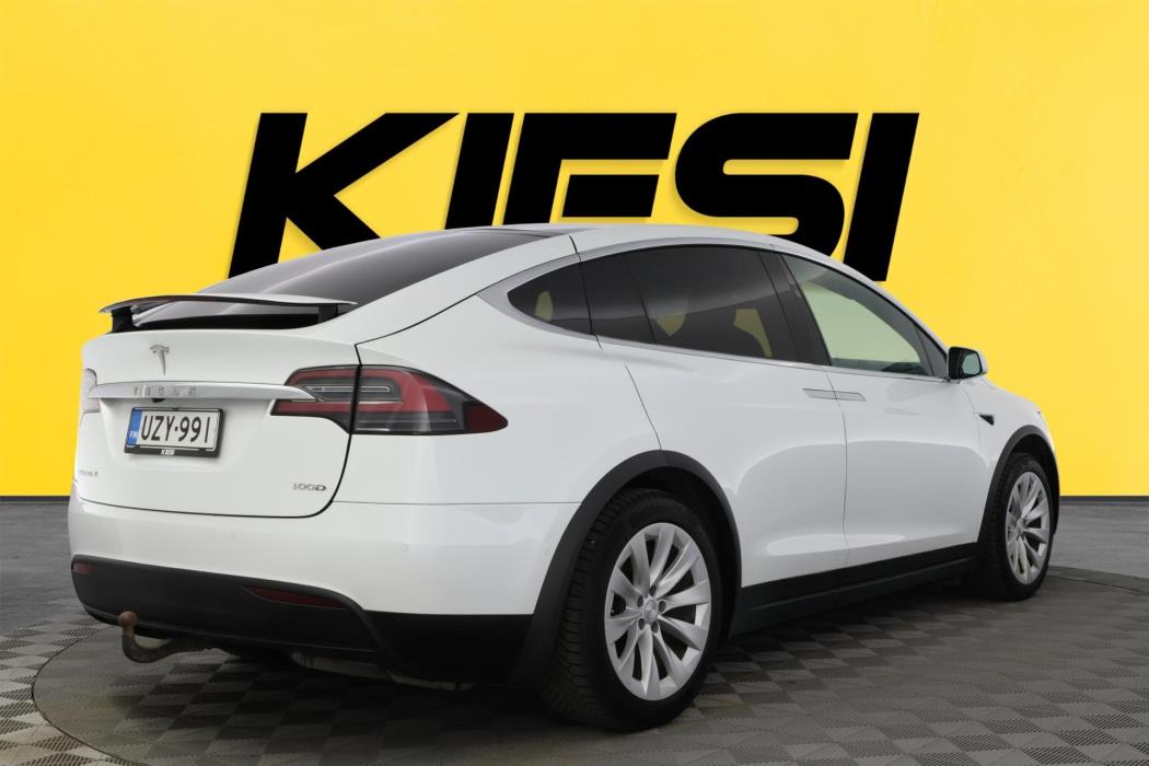 TESLA Model X 2017