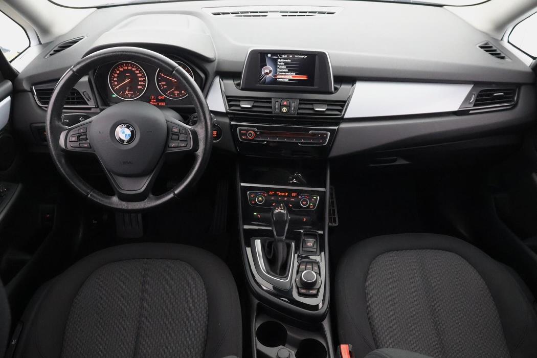 BMW 216 2017
