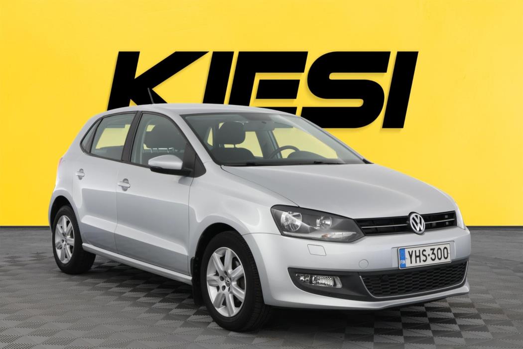 VOLKSWAGEN Polo 2011