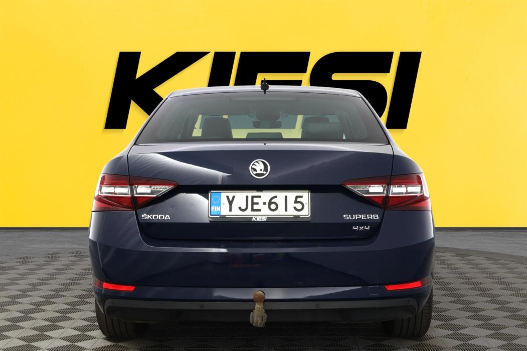 SKODA Superb 2016