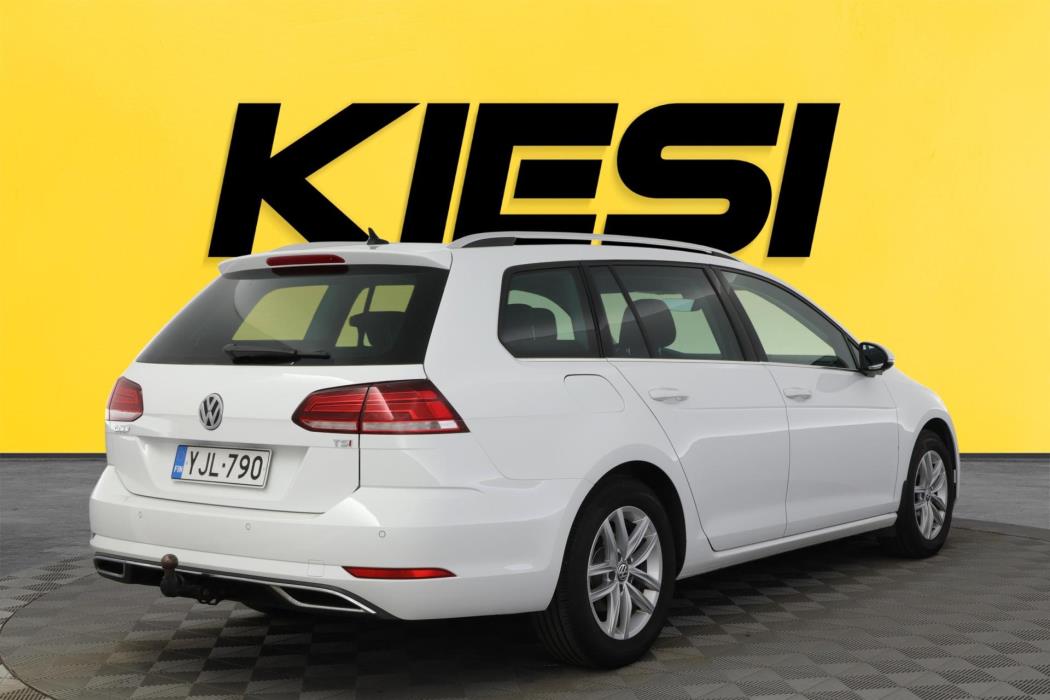 VOLKSWAGEN Golf 2017