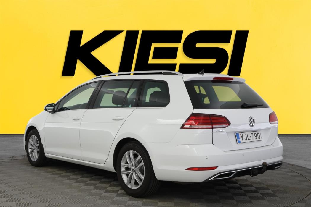 VOLKSWAGEN Golf 2017