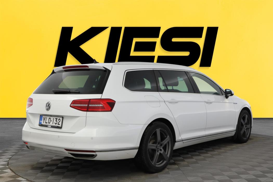 VOLKSWAGEN Passat 2016