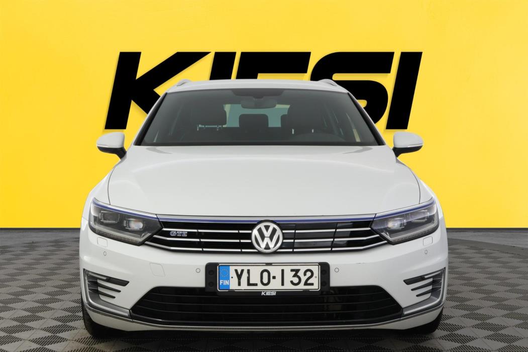 VOLKSWAGEN Passat 2016