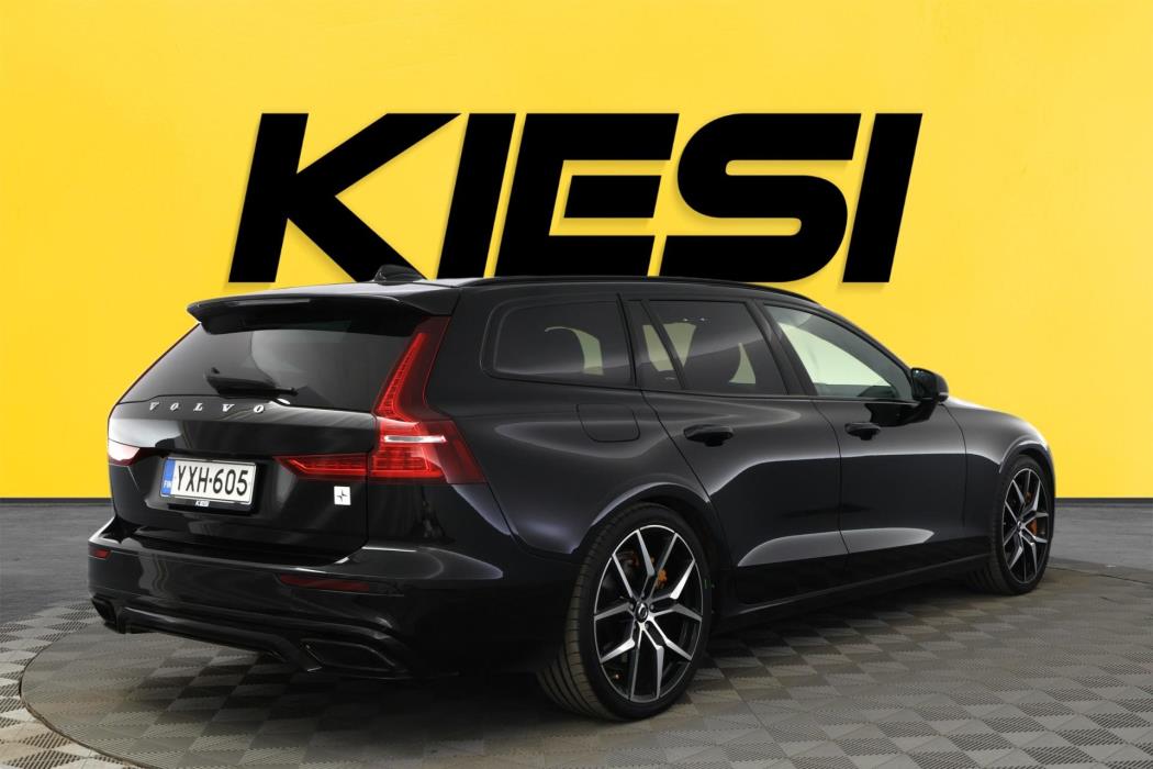 VOLVO V60 2020