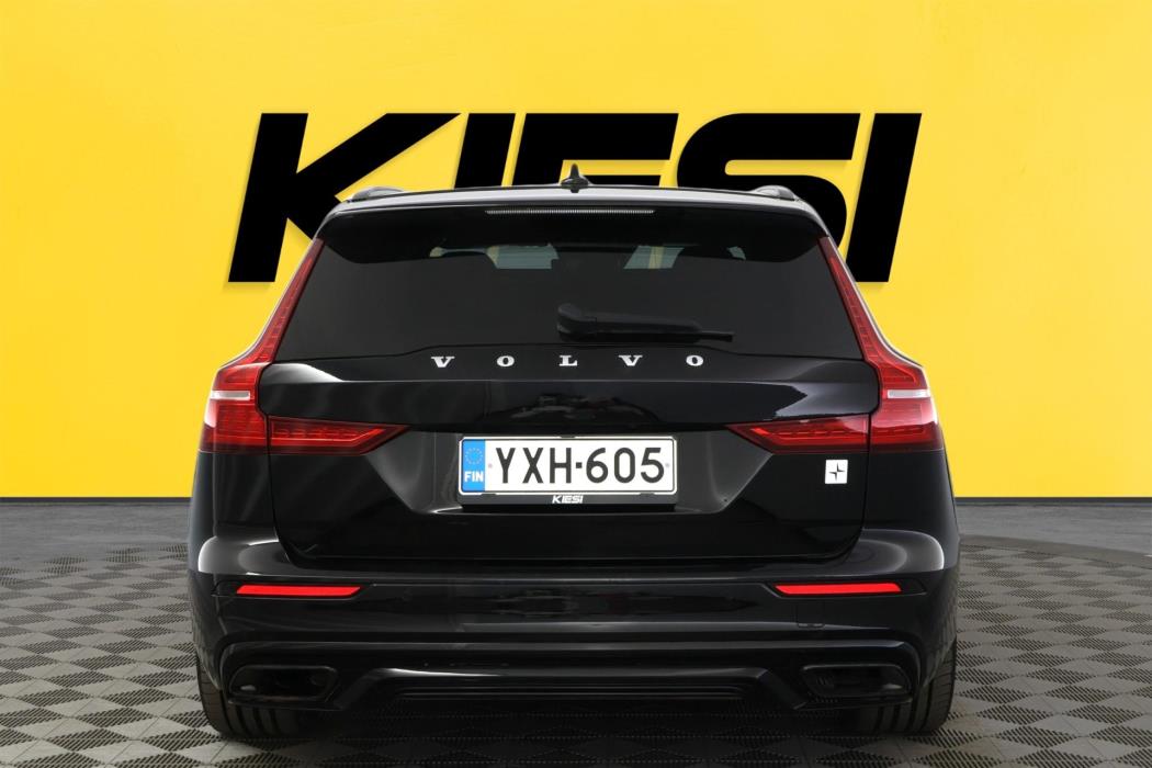 VOLVO V60 2020
