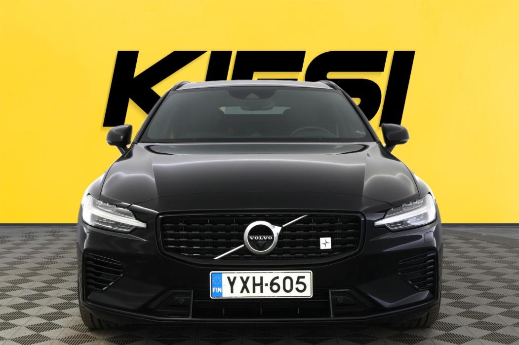 VOLVO V60 2020