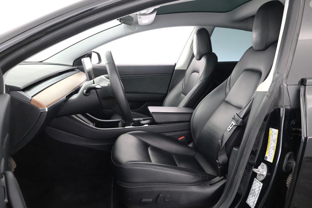 TESLA Model 3 2019