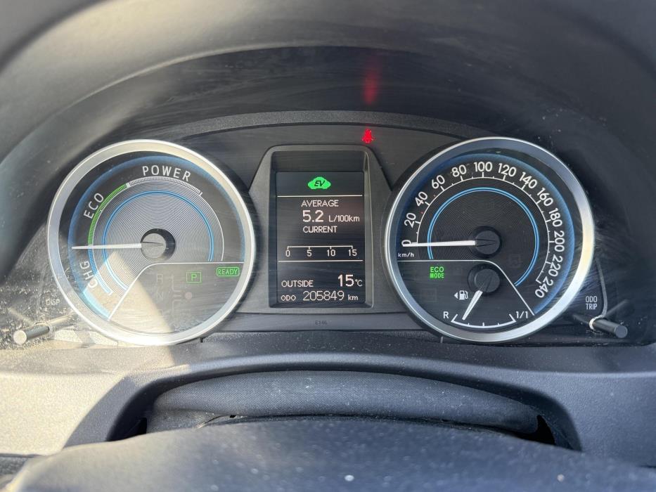 TOYOTA Auris 2013