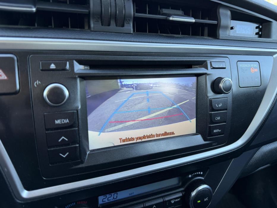 TOYOTA Auris 2013
