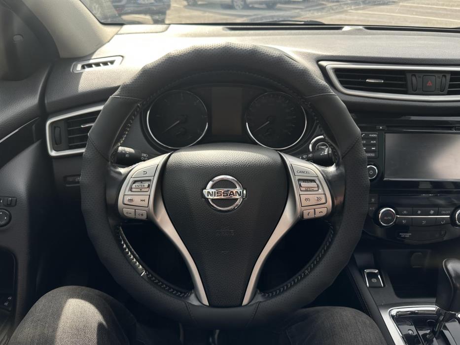 NISSAN Qashqai 2015