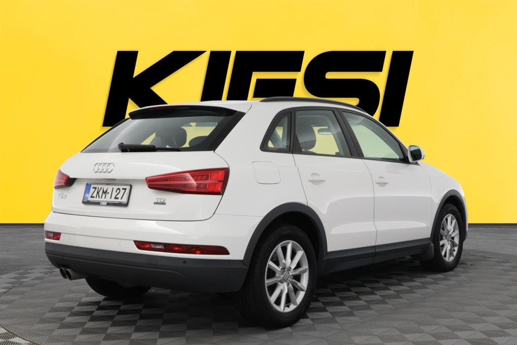AUDI Q3 2015