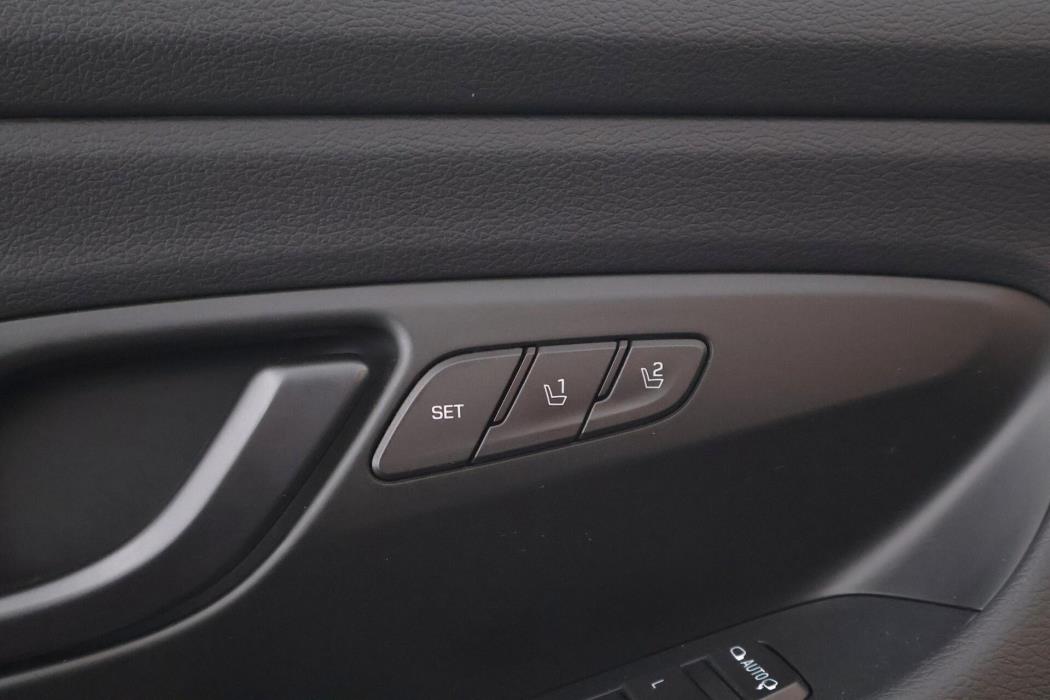 HYUNDAI i30 2019