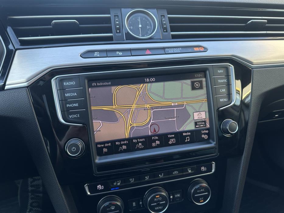 VOLKSWAGEN Passat 2015