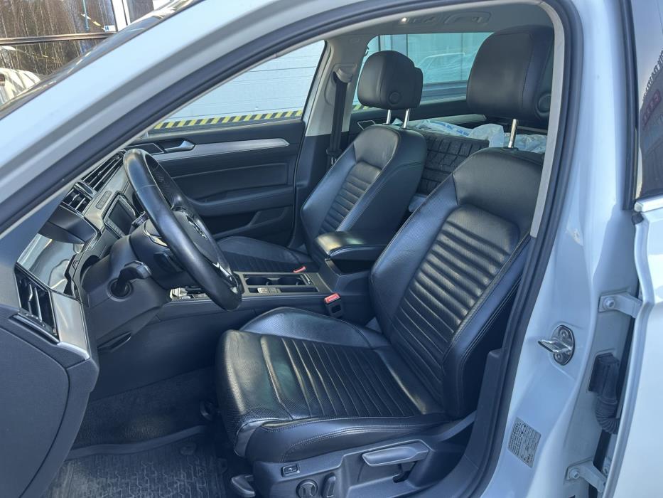 VOLKSWAGEN Passat 2015