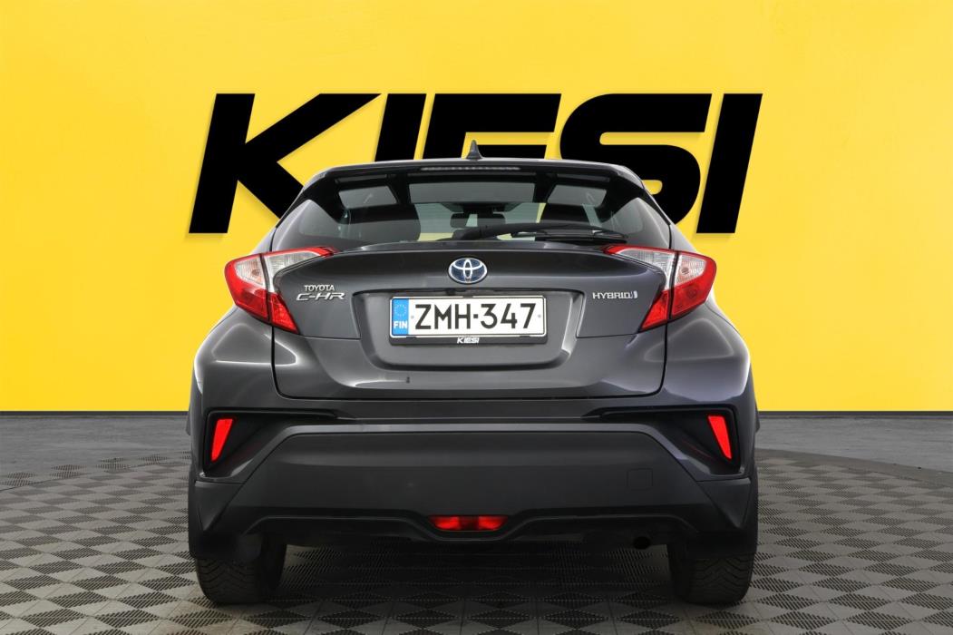 TOYOTA C-HR 2018