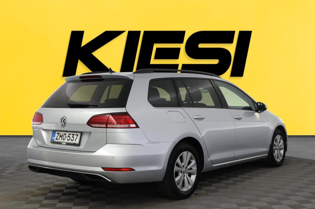 VOLKSWAGEN Golf 2019