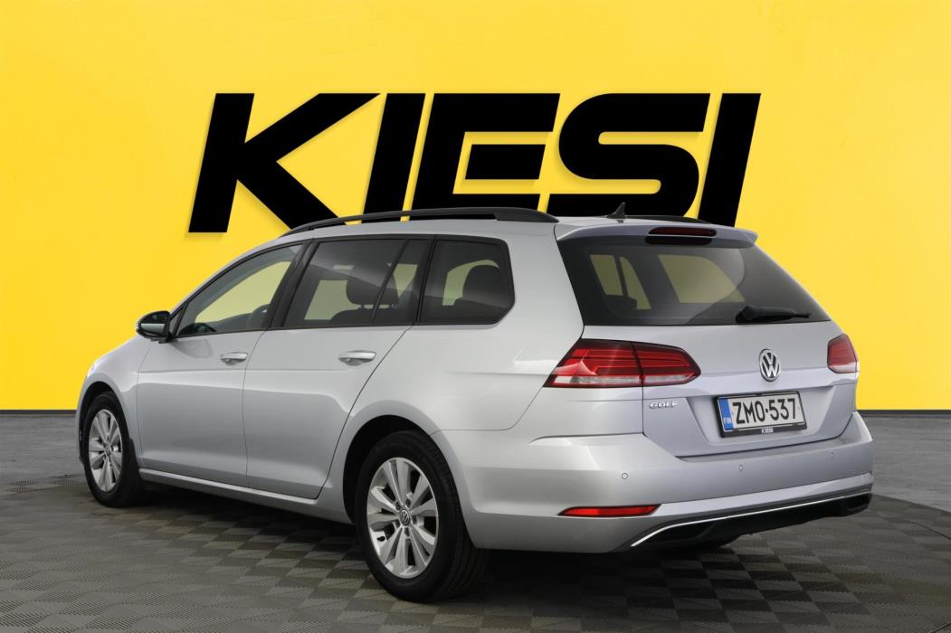 VOLKSWAGEN Golf 2019