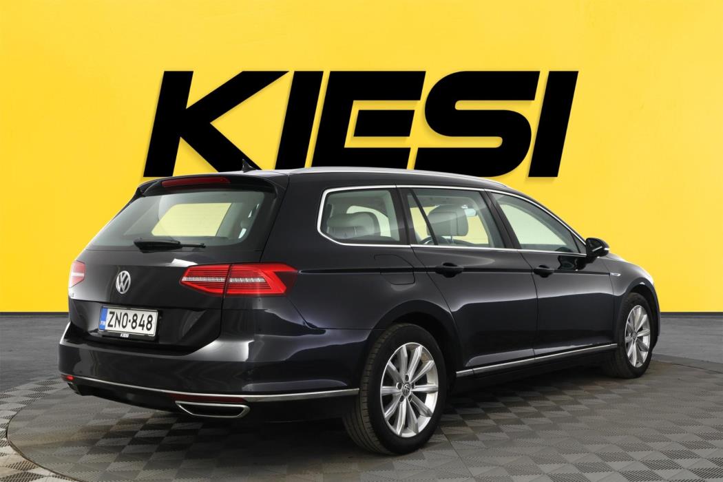 VOLKSWAGEN Passat 2017
