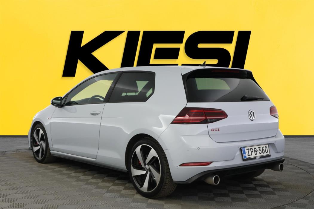 VOLKSWAGEN Golf 2019