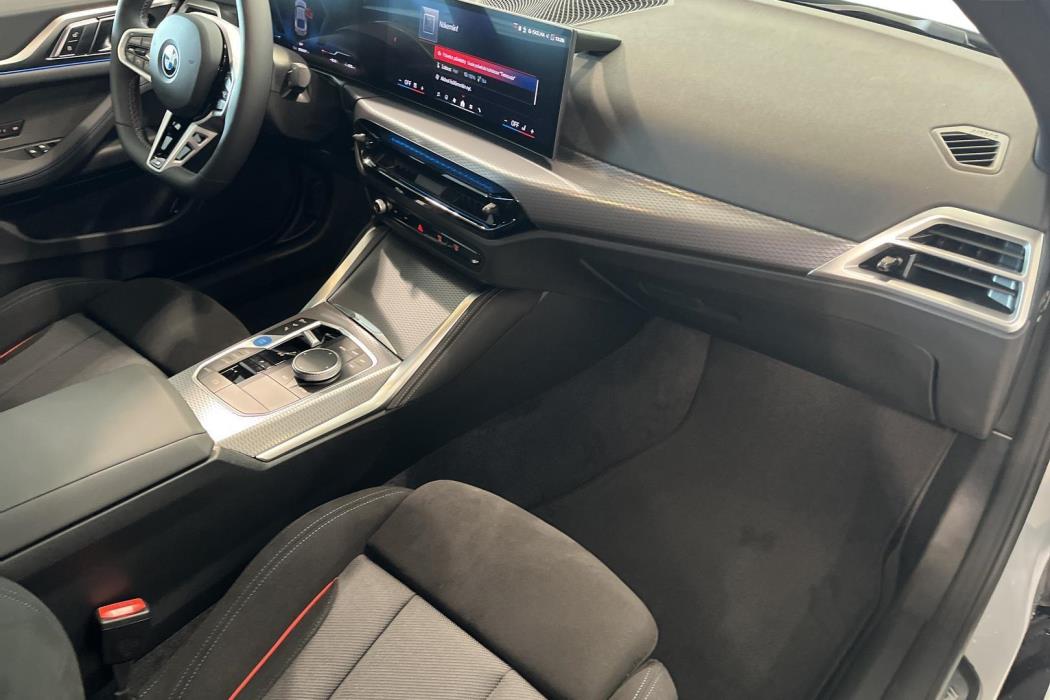 BMW i4 M60 2025
