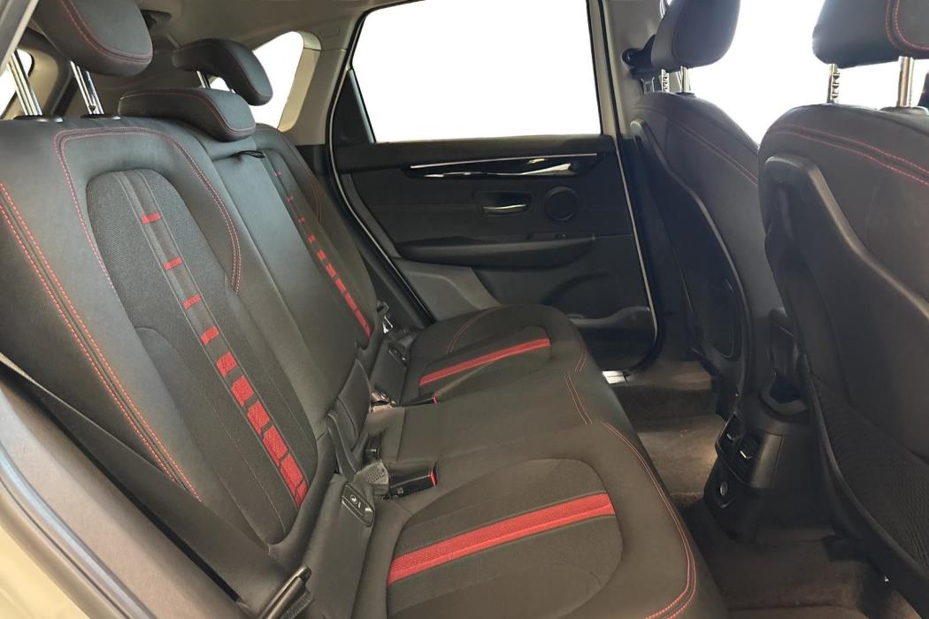 BMW 225 2017