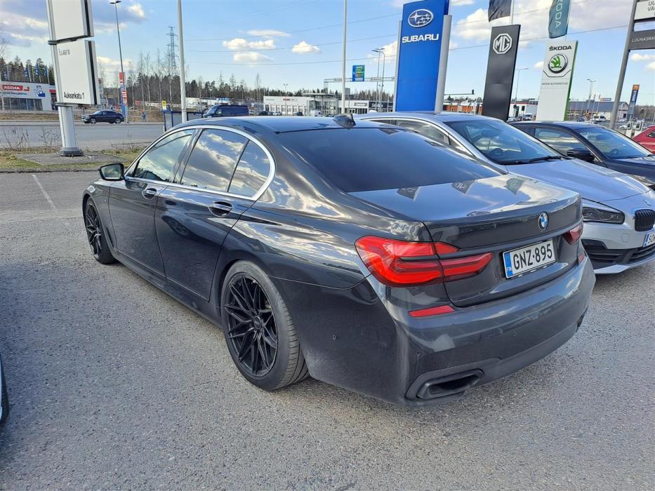 BMW 730 2016